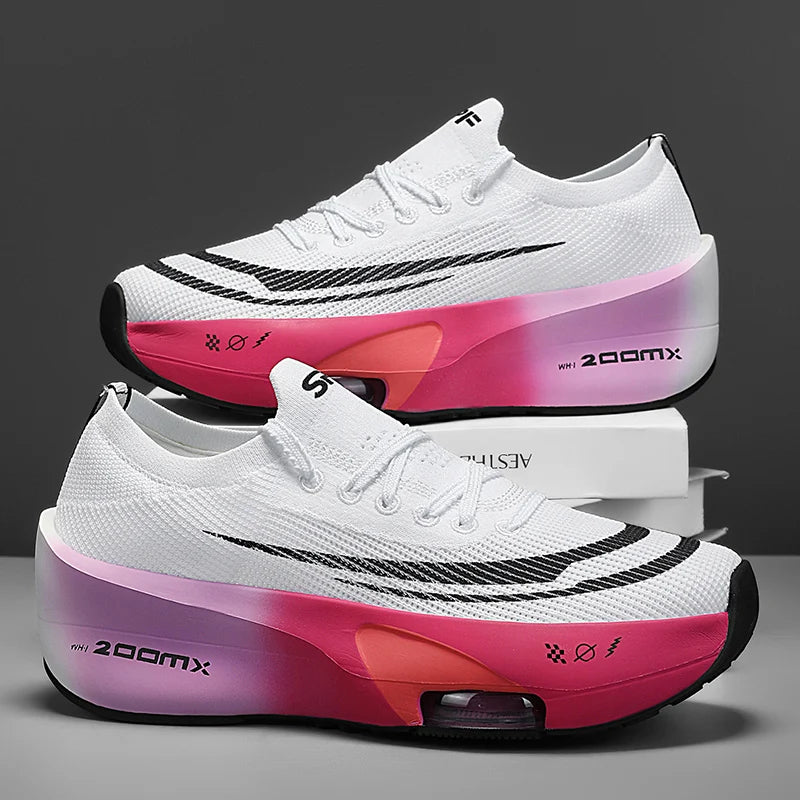 StratoCore™ – Träningsskor med tjock sulkudding